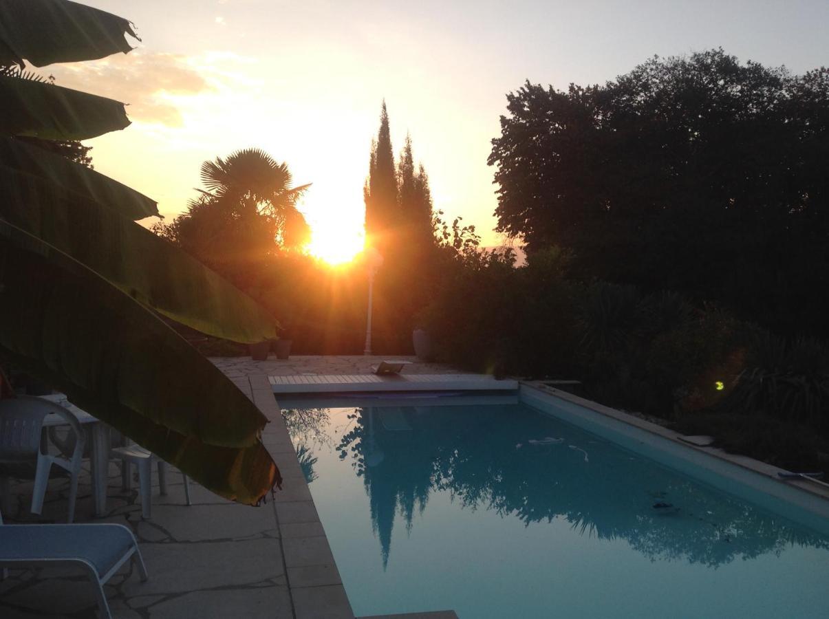 Domaine De La Provencale Bed & Breakfast Saint-Didier-de-la-Tour Exterior photo