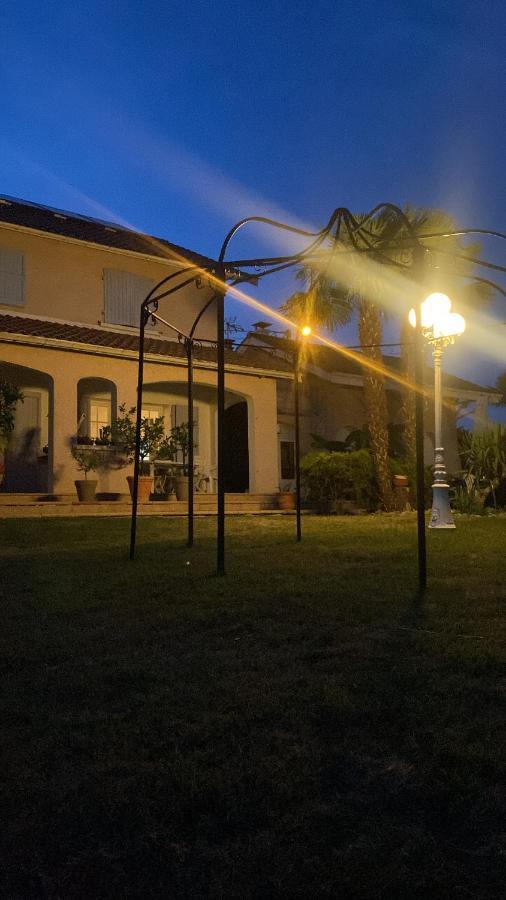 Domaine De La Provencale Bed & Breakfast Saint-Didier-de-la-Tour Exterior photo