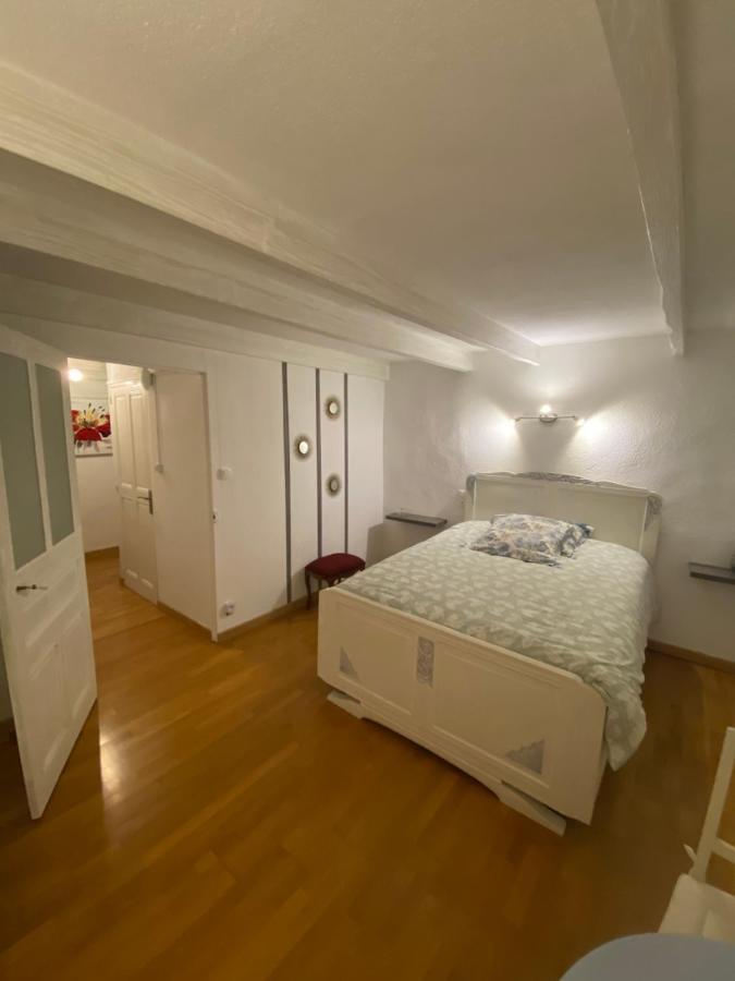 Domaine De La Provencale Bed & Breakfast Saint-Didier-de-la-Tour Exterior photo